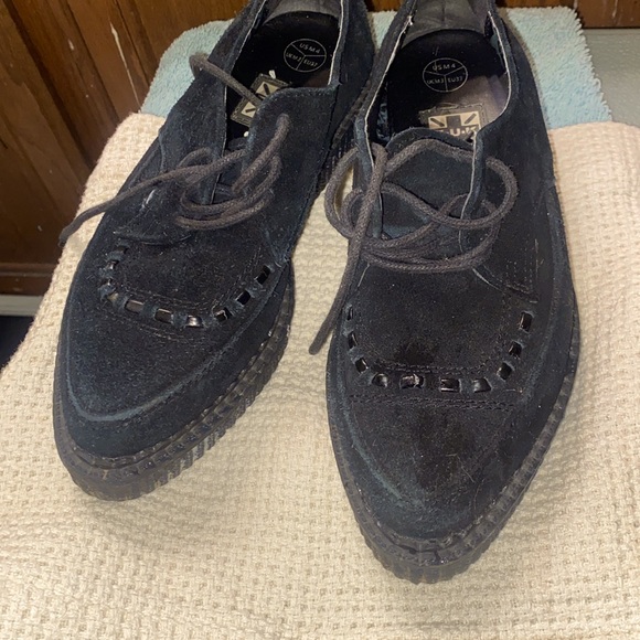 T.U.K Pointed Vintage Creepers - Picture 1 of 4